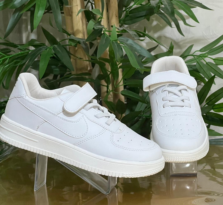 کتونی اسپرت دخترانه پسرانه مدل نایک nike
