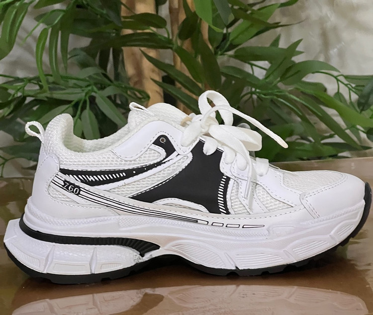 کتونی نیوبالانس